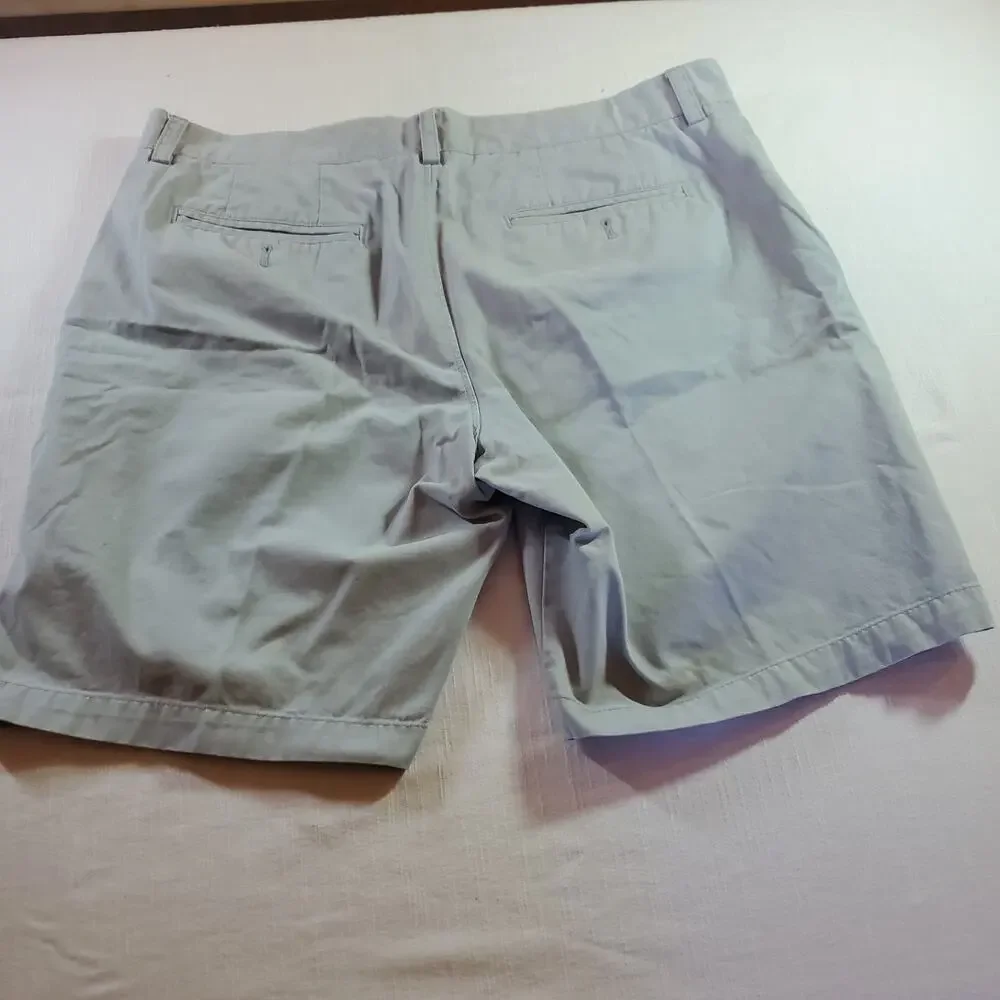 Banana Republic Mens Size 35 Aiden Club Shorts Gray Chino Casual Stretch